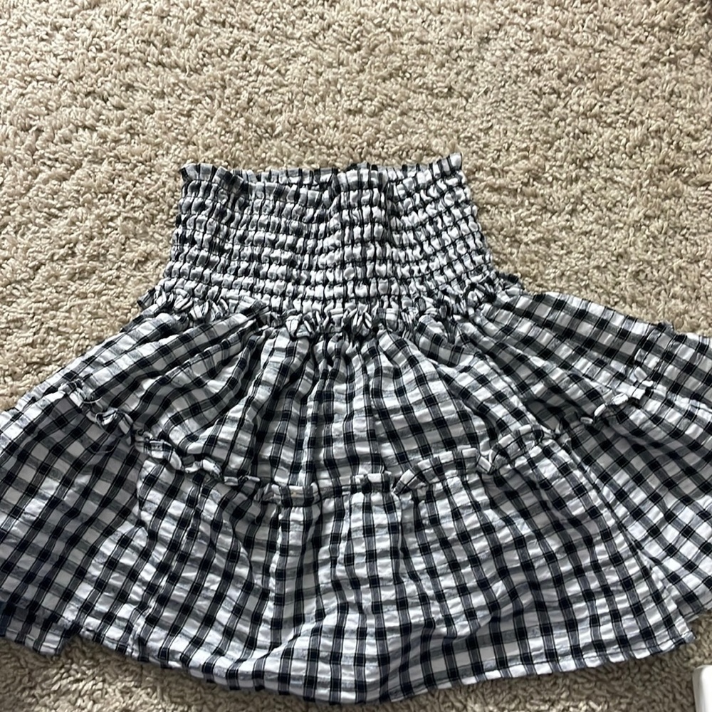 CHECKERED BLACK AND WHITE MINI SKIRT